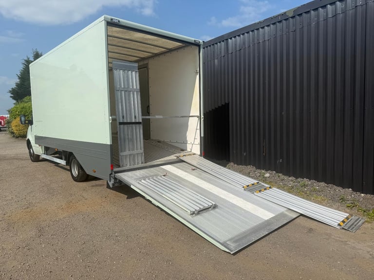 Mercedes Sprinter 2.1 516 Covered vehicle transporter racecar RWD L2 Euro 6