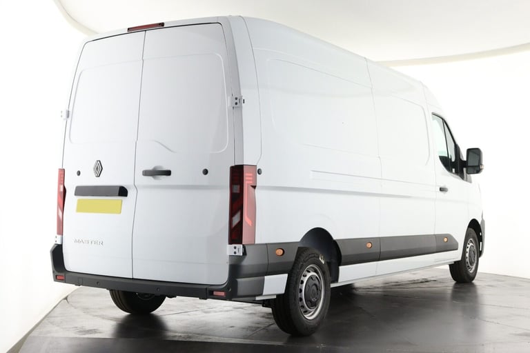 2025 Renault Master LM35 Blue dCi 150 Advance Medium Roof Van Auto PANEL VAN DIESEL Automatic