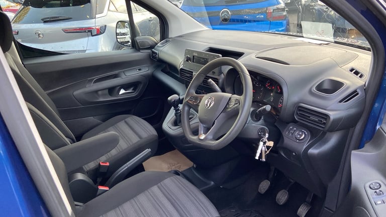 2022 Vauxhall Combo Life 1.5 Turbo D Edition MPV 5dr Diesel Manual 6Spd Euro 6 (s/s) (100 ps) MPV...