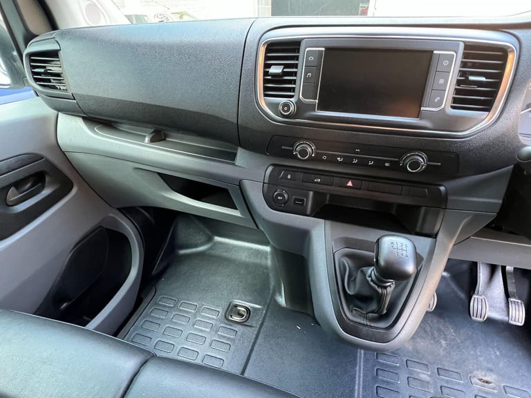 2020 Peugeot Expert 1400 2.0 BlueHDi 120 Professional Van PANEL VAN DIESEL Manual