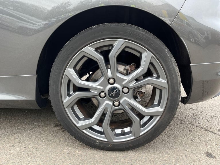 2019 Ford Fiesta EcoBoost ST-Line 3dr 6Spd 1.0L 125PS 6 Speed in Magnetic Grey