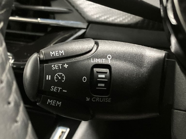 2022 Peugeot 2008 1.2 PureTech Active Premium 5dr Estate PETROL Manual