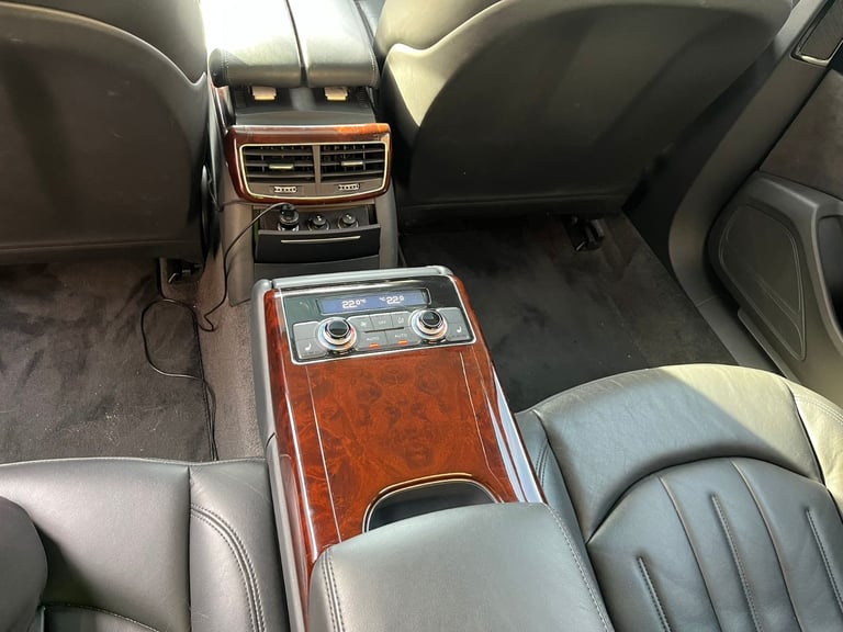 Audi A8 (LWB) 3.0 TDI V6 SE EXECUTIVE Silver Saloon 2013