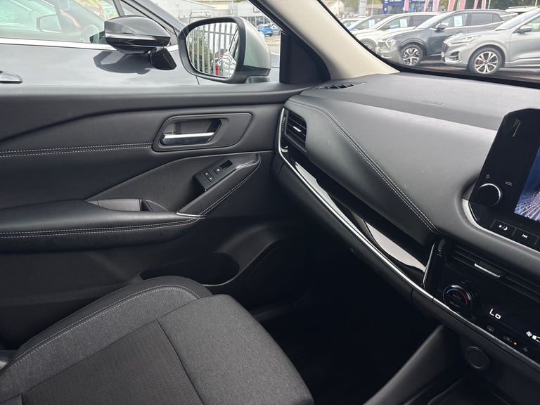 2022 Nissan Qashqai 1.3 DiG-T MH N-Connecta 5dr SUV PETROL Manual