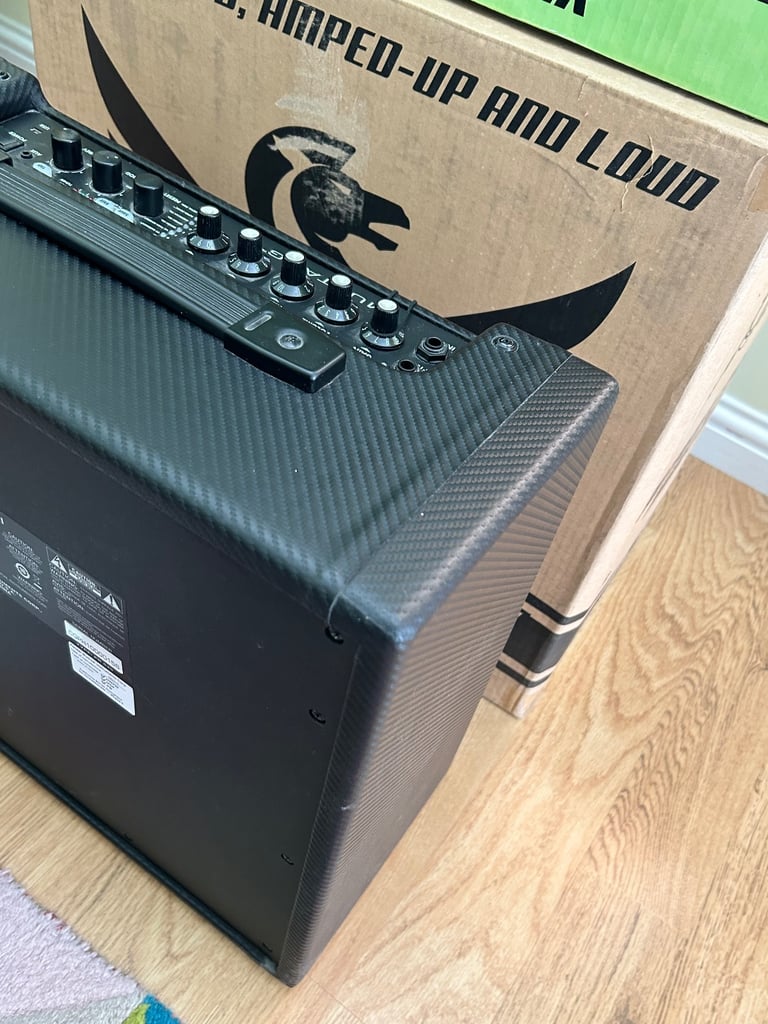 FENDER MUSTANG ll MODELING GUITAR AMPLIFIER 