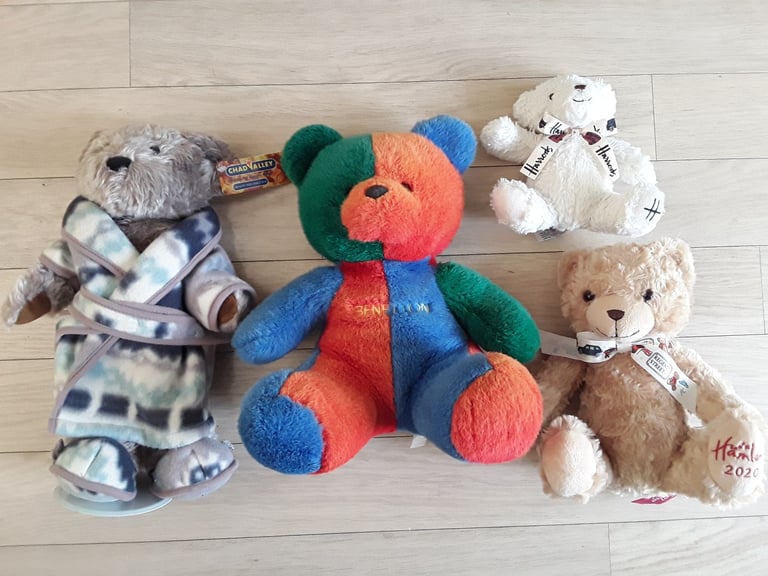 image for FOUR COLLECTABLE TEDDY BEARS. CHAD VALLEY, HARRODS, HAMLEYS & BENETTON (SWINDON)