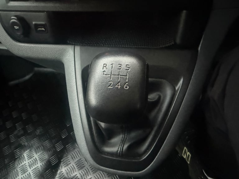 2020 CITROEN DISPATCH 1.5L DIESEL WHITE MANUAL FRIDGE FREEZER VAN -20C