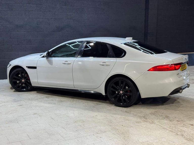 2016 Jaguar XF 3.0 XF V6 S D Auto 4dr Saloon Diesel Automatic