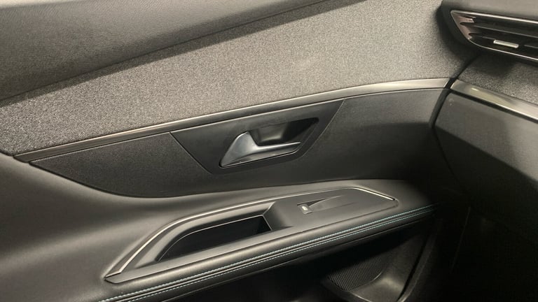 2022 Peugeot 5008 1.2 PureTech Allure Premium SUV 5dr Petrol EAT Euro 6 (s/s) (130 ps) SUV Petrol...