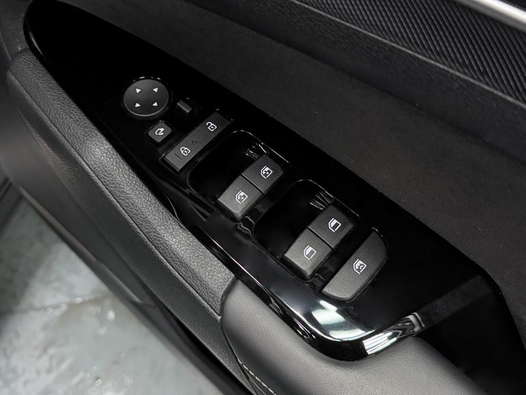 2022 Kia Sportage 1.6 T-GDi 13.8kWh GT-Line SUV 5dr Petrol Plug-in Hybrid Auto AWD Euro 6 (s/ EST...