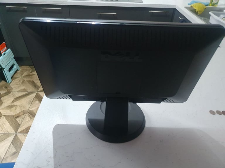 Dell 18 Inch Monitor