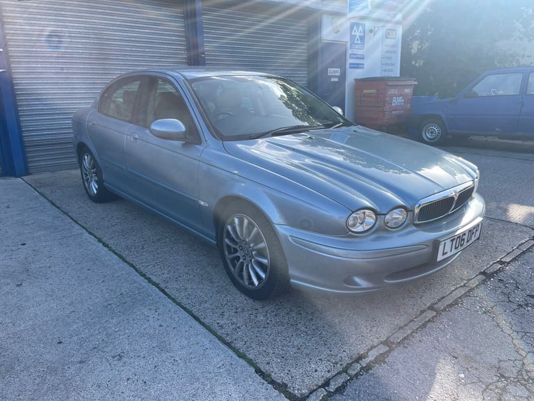2006 Jaguar X-Type 2.5 V6 4dr Auto SALOON Petrol Automatic