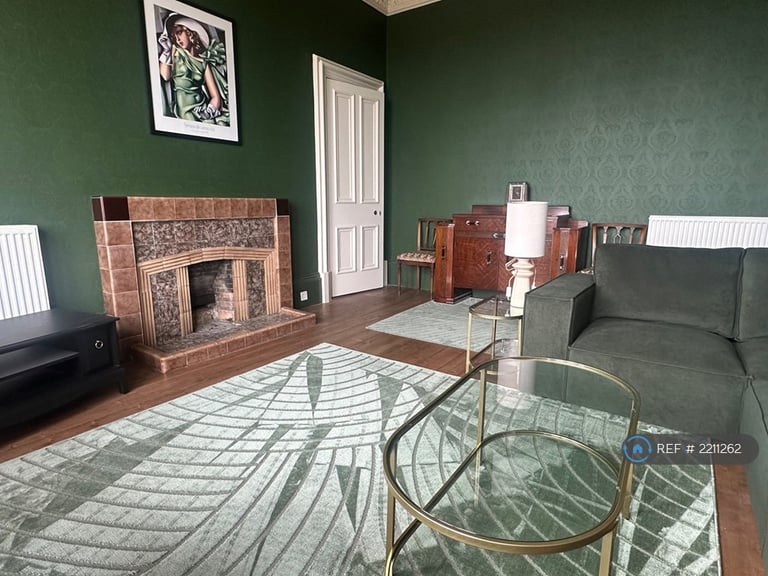3 bedroom flat in Panmure Terrace, Dundee, DD3 (3 bed) (#2211262)