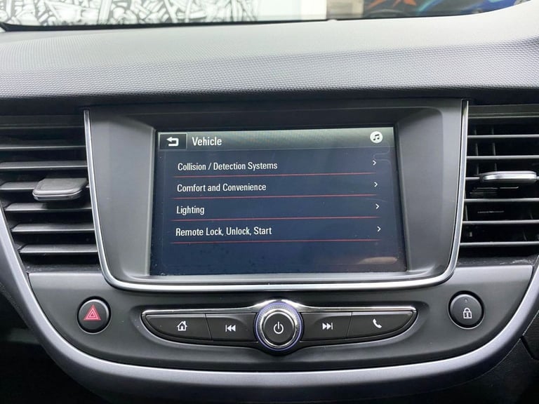 2022 Vauxhall Crossland 1.2 Turbo Design SUV 5dr Petrol Manual Euro 6 (s/s) (110 ps) HATCHBACK Pe...