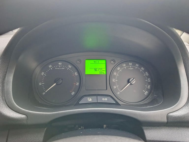 2010 Skoda Fabia 1.2 S Euro 5 5dr HATCHBACK Petrol Manual