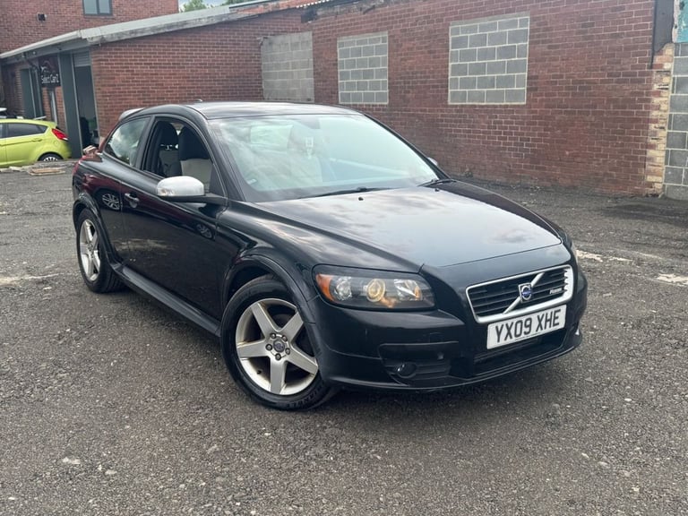 2009 Volvo C30 2.0D R-Design Sport Coupe 2dr Diesel Manual (151 g/km, 134 bhp) Coupe Diesel Manual