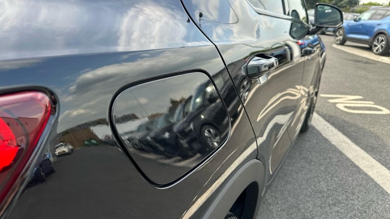 2025 Volvo XC40 2.0 B4P Plus Black Edition 5dr Auto ESTATE PETROL Automatic