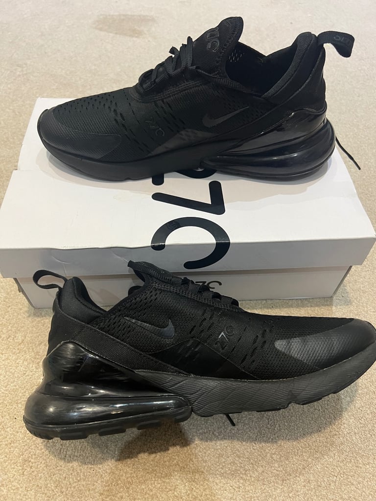 Nike Air Max 270 Triple Black Mens Size 8 £85
