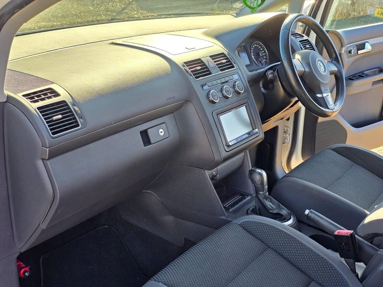 2014 Volkswagen Touran 1.4 TSI BlueMotion Tech SEL DSG Euro 6 (s/s) 5dr MPV Petrol Automatic