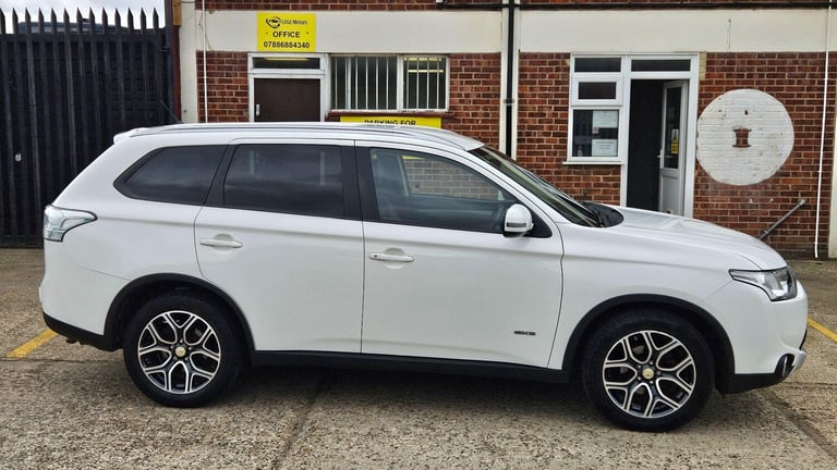2014 Mitsubishi Outlander 2.2 DI-D GX3 4WD Euro 5 (s/s) 5dr ESTATE Diesel Manual