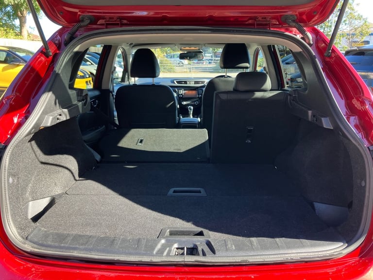 2016 Nissan Qashqai 1.5 dCi Tekna 5dr SUV DIESEL Manual
