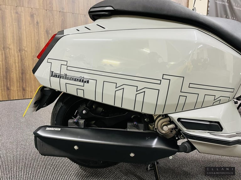 2025 Lambretta X 300 300 Scooter Petrol Automatic Euro 5 (25 ps) Scooter Petrol Automatic