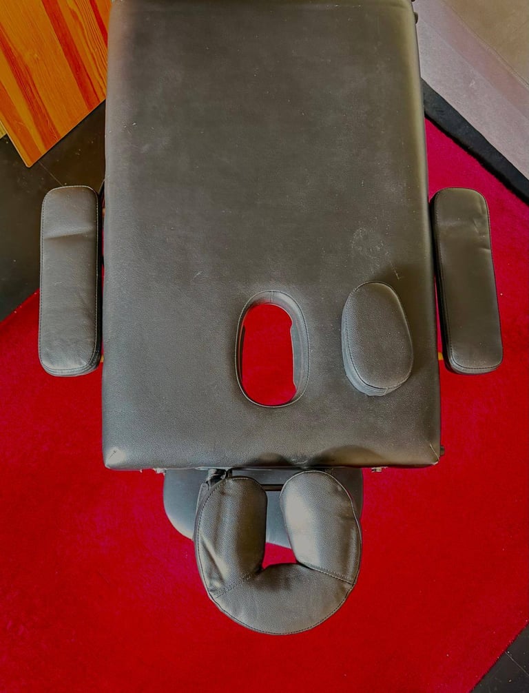 Massage Table/Bed - Foldable  