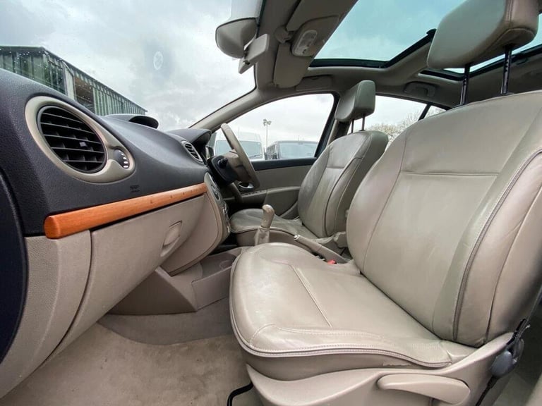 2007 Renault Clio 1.6 VVT Initiale 5dr HATCHBACK PETROL Manual