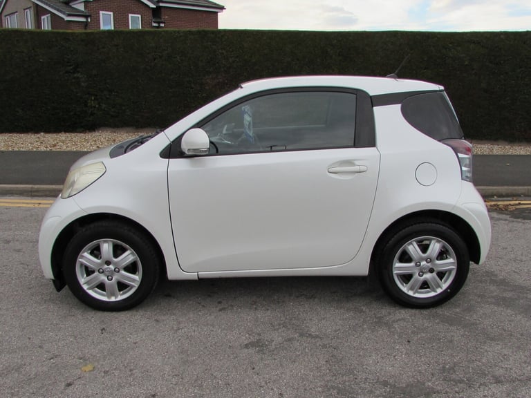 2009 Toyota IQ 1.0 VVT-i 3dr HATCHBACK Petrol Manual