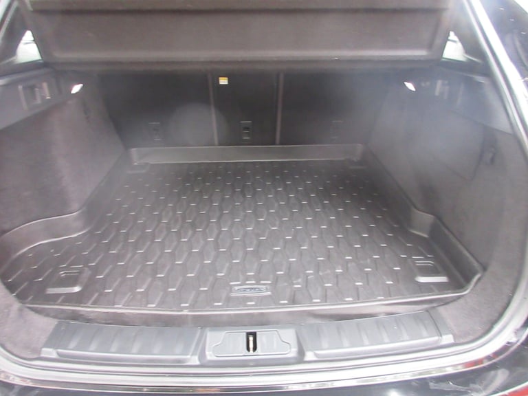 2017 Jaguar F-Pace 2.0d R-Sport 5dr Auto AWD ESTATE Diesel Automatic