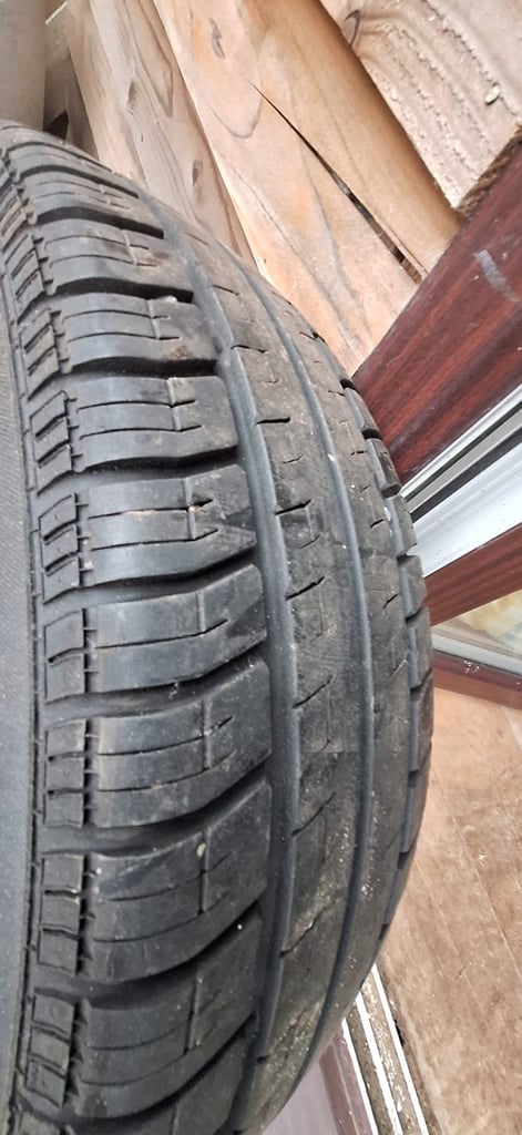 VW T5 Transporter wheels/tyres  x4 
