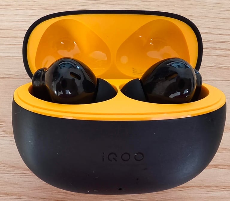 iQOO TWS 1i bluetooth Earphone Low Gaming Delay 3D Surround Sound AI 45H