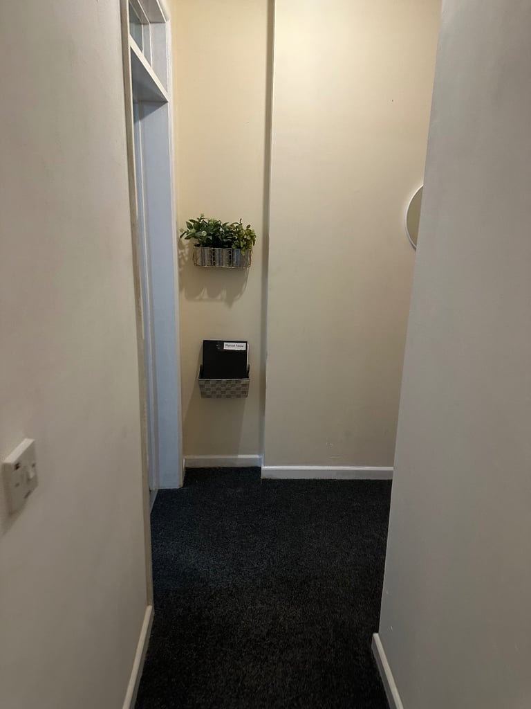 Ground floor 2 bed flat 