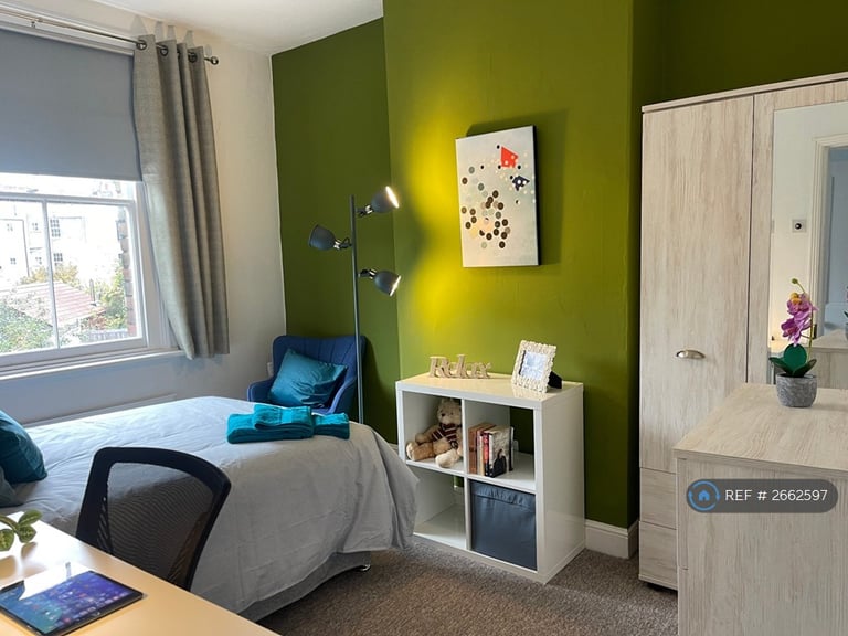 1 bedroom in Wellington Avenue, Bristol, BS6 (#2662597)