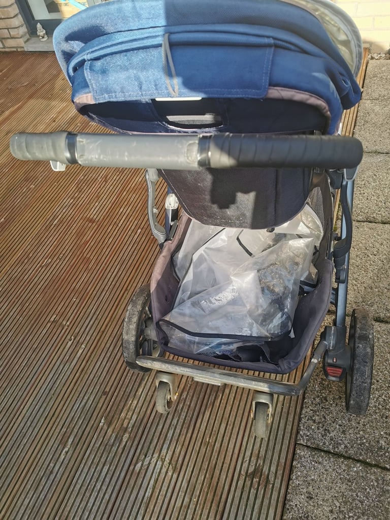 Uppababy vista pushchair
