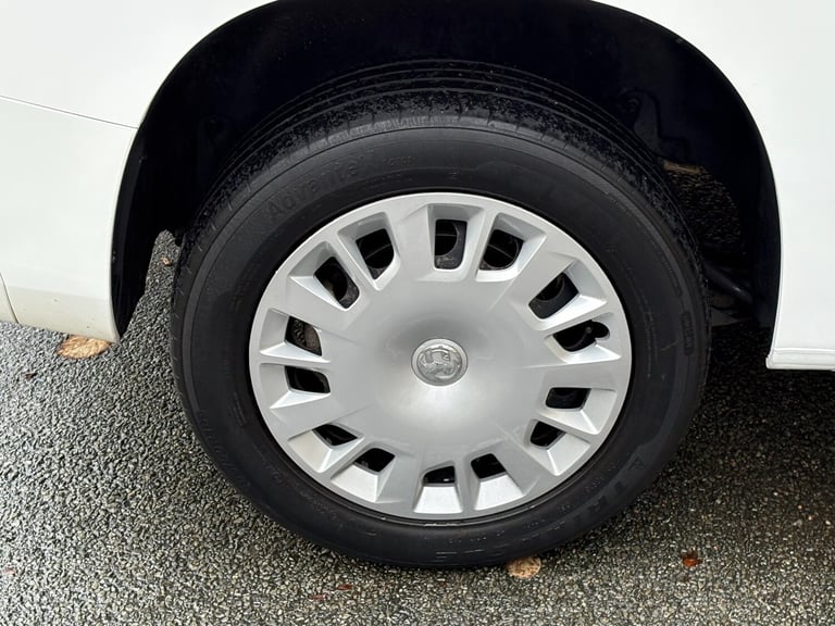 2020 Vauxhall Combo 1.6 Turbo D 2300 Sportive Panel Van 4dr Diesel Manual L1 H1