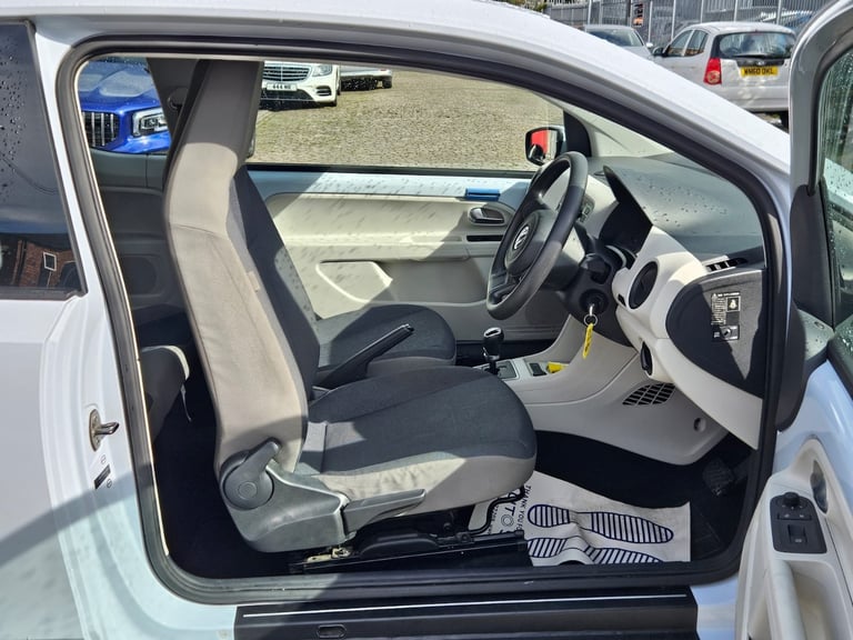 2012 Volkswagen up! 1.0 Petrol Move Up Automatic 4 Seats 3dr Hatchback Petrol Automatic