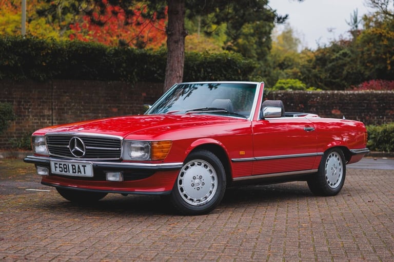 image for 1988 Mercedes-Benz 300 SL CONVERTIBLE Petrol Manual