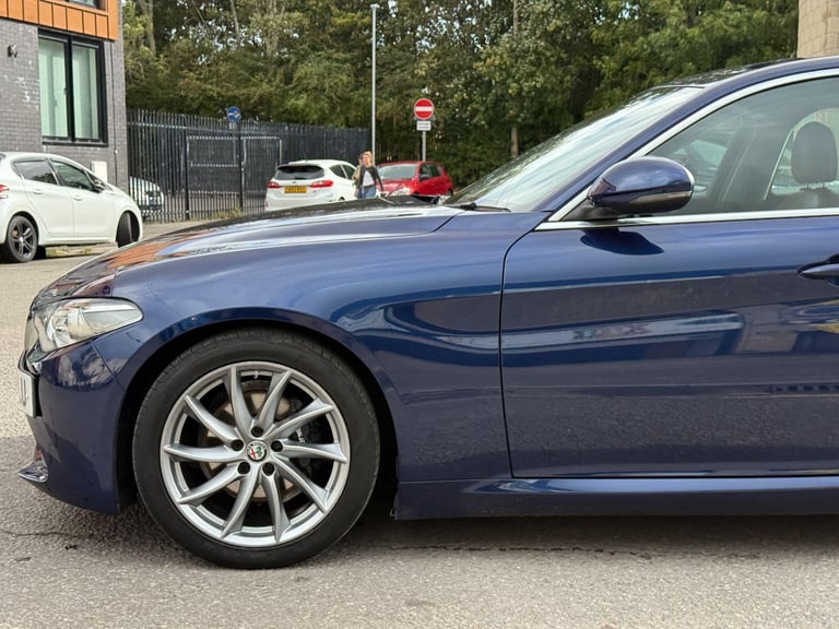 2017 Alfa Romeo Giulia 2.2 TD Super Auto Euro 6 (s/s) 4dr SALOON Diesel Automatic