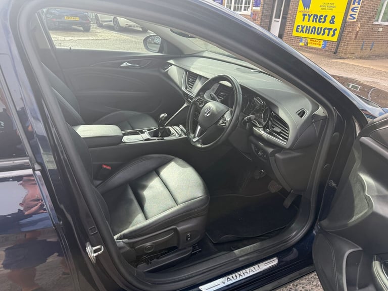 2017 Vauxhall Insignia 2.0 Turbo D Elite Nav 5dr HATCHBACK DIESEL Manual