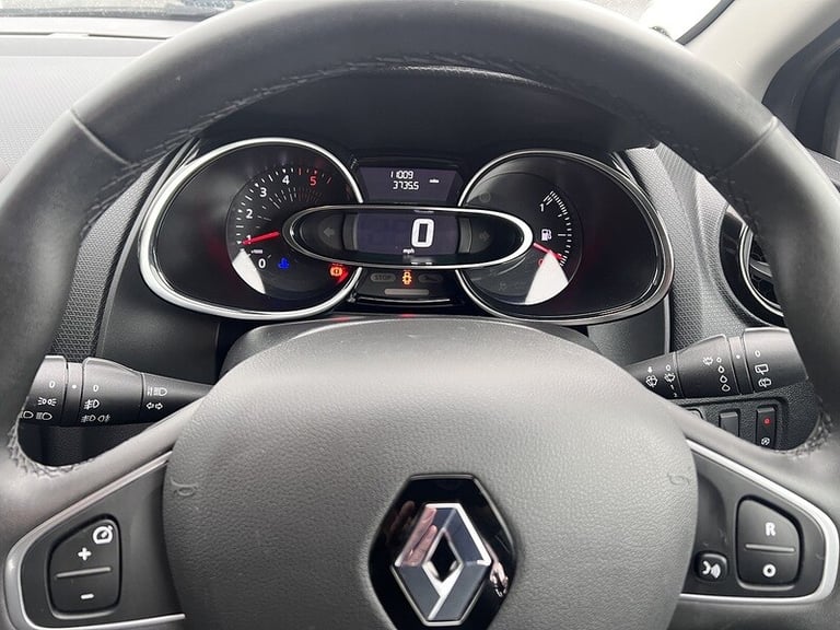  Renault Clio 1.5 dCi [90 Play Hatchback Diesel Manual