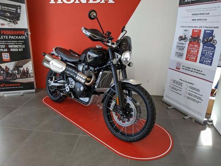 2022 TRIUMPH SCRAMBLER 1200 XC BLACK 