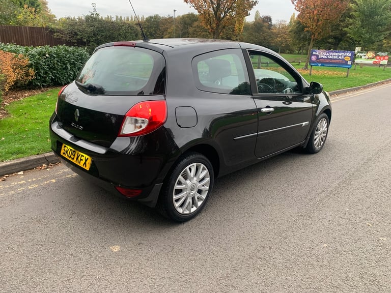 RENAULT CLIO 1.2 2009! ONLY 72k DRIVES WELL IDEAL FIRST CAR 