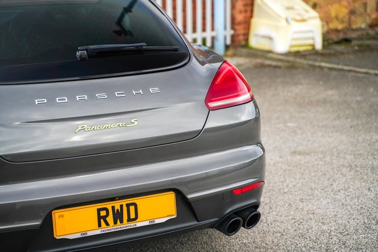  Porsche Panamera 3.0 V6 E-Hybrid S TiptronicS Euro 6 (s/s) 5dr Petrol/Electric Hybrid Automatic