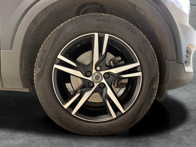 2022 Volvo XC40 2.0 B4 MHEV R-Design SUV 5dr Petrol Hybrid Auto Euro 6 (s/s) (197 ps) - AUT Suv H...