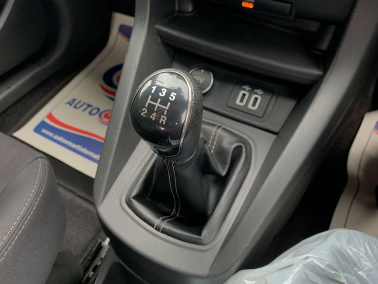 2019 Ford Ka+ 1.2 Ti-VCT Zetec Euro 6 (s/s) 5dr HATCHBACK Petrol Manual