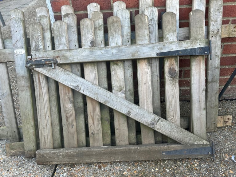 Picket Fence Panels