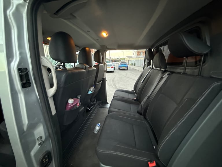 2021 Renault Trafic LL30 ENERGY dCi 170 Sport Nav Van EDC WINDOW VAN Diesel Automatic