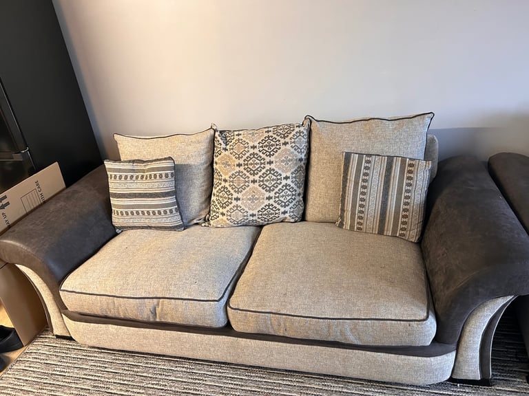 3 seater and 2 seater sofas