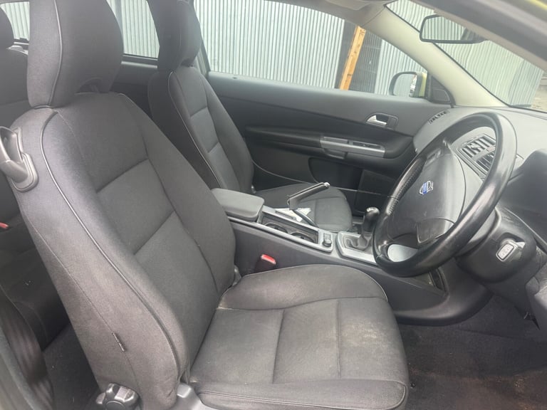 2010 Volvo C30 1.6D DRIVe S 3dr HATCHBACK Diesel Manual